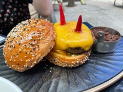 -Let'sBURGERplus·非常创意汉堡(三里屯店)