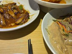 -关东小磨东北菜(上海长风大悦城店)