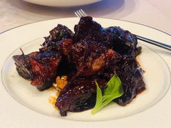 苹果木烟熏小牛肉-三利音·东方司宴(外滩店)