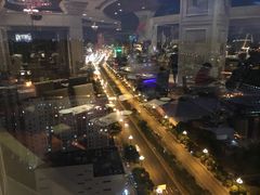 -荣誉国际酒店-云顶旋转餐厅