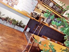 -雕刻时光咖啡馆(南院门店)