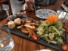 -I HOLIC艾豪丽披萨(KKone店)