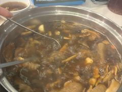 蘑菇锅底-太婆天府山珍酒楼(亚运村店)