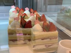 -花花卷卷·鲜食蛋糕(静安久光百货店)