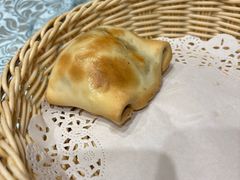 馕坑烤包子-巴扎美食·新疆菜·西域歌舞表演餐厅(新疆大厦店)