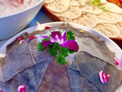 -茅草房·河畔园林火锅