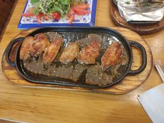 -老东镇啤酒屋海鲜加工·蒸汽海鲜·海鲜烧烤(台东店)