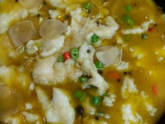 -有红鸡毛店·川菜(建设路店)