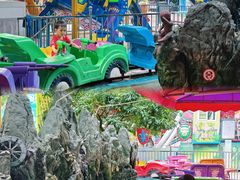 -顺德大良半月城游乐场