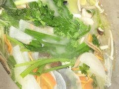 -姚记抚仙湖石锅鱼庄