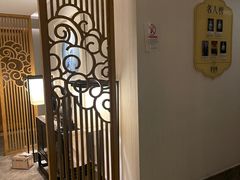 -新盈光·云会所(百丈东路店)