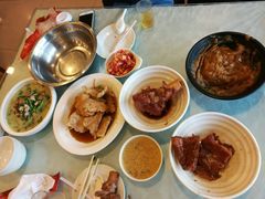 -王记酱骨头馆(新华路一店)