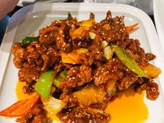 百合菠萝酥牛柳-津菜宋记老房子(平山道店)