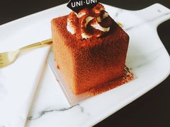 -UNI UNI(环亚凯瑟琳店)