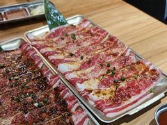 -汉城烤肉·黑金冠(华山路店)