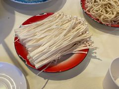 -霄汉牛三鲜湖北砂锅菜(万松园2店)