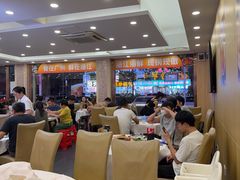 -粤盛海鲜平价店(洛溪食街店)