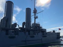 -阿芙乐尔号巡洋舰