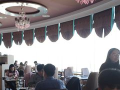 -荣誉国际酒店-云顶旋转餐厅