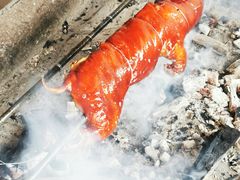 -黄记四更烤乳猪店