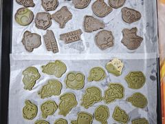 -三只小羊蛋糕DIY烘焙·拼豆·银饰(光谷店)