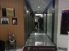 -雅悦齿科(顾村公园店)