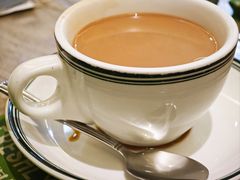 驰名丝袜奶茶-茶港·点心·啫啫煲(范湖万达广场店)