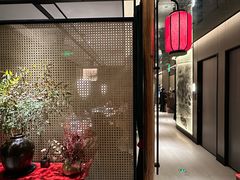 -吴越荣记苏州菜·松鼠桂鱼100%活鱼现做(斜塘老街店)