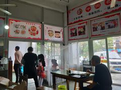 -卢聪艺小吃店(阳翟总店)