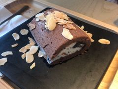 芝麻小黑卷-炖物24章·顺时轻养茶(杭州保利时光里店)