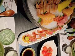 -花潮料理艺食馆(成都万象城店)