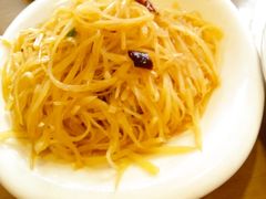 -东北四季饺子王(华山路店)