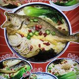 大口吃鱼🐡快乐嗦粉🍜