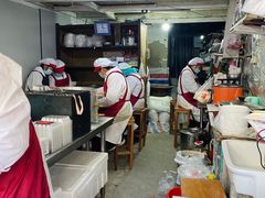 大堂-沈记青团