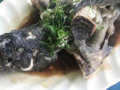 -四川小胡子海鲜(丁村万人海鲜广场店)