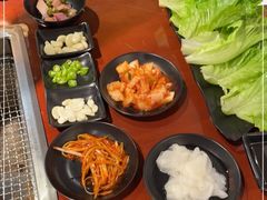 -肉甲韩国木炭烤肉(新壹街1店)