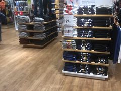 -优衣库(上海金桥太茂店)