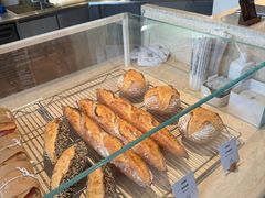 -VERIE BAKEHOUSE