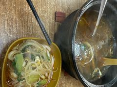 -天瑞福云南过桥米线(十里河店)