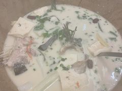 鮰鱼-云中鱼蒸汽石锅鱼(川沙百联店)