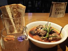 -JINNS锦时 steak&pizza(浸信会礼拜堂旧址店)