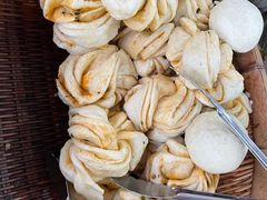 -丽华叶儿粑总汇