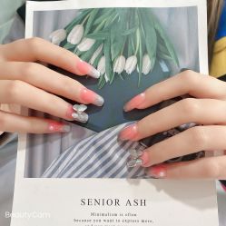 -媄甲诗美甲美睫