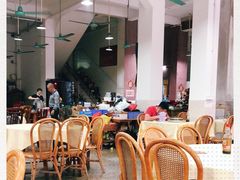 大堂-标记美食新鲜猪杂(兴南大道店)