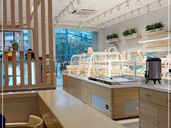 面包甜点陈列柜-爱达乐面包生日蛋糕(十陵成大店)