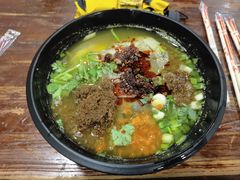 酱香牛肉米线-一品飘香米线(一中总店)