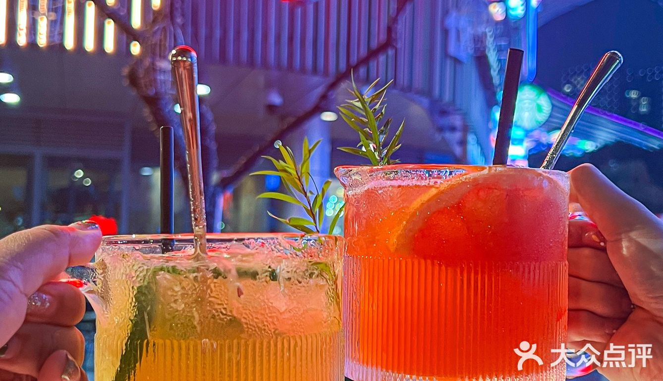 秋日夜幕下的浪漫，赏绚丽光影品三门🦀️蟹膏