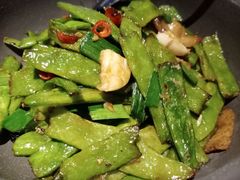 砂锅扁豆-青年公社烤鸭(青年路店)