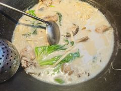 -陈大锅·岳阳鱼馆·地道岳阳菜(美食街店)