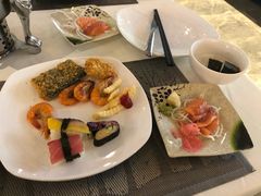 -梅园国际大酒店·自助餐厅(光明港店)